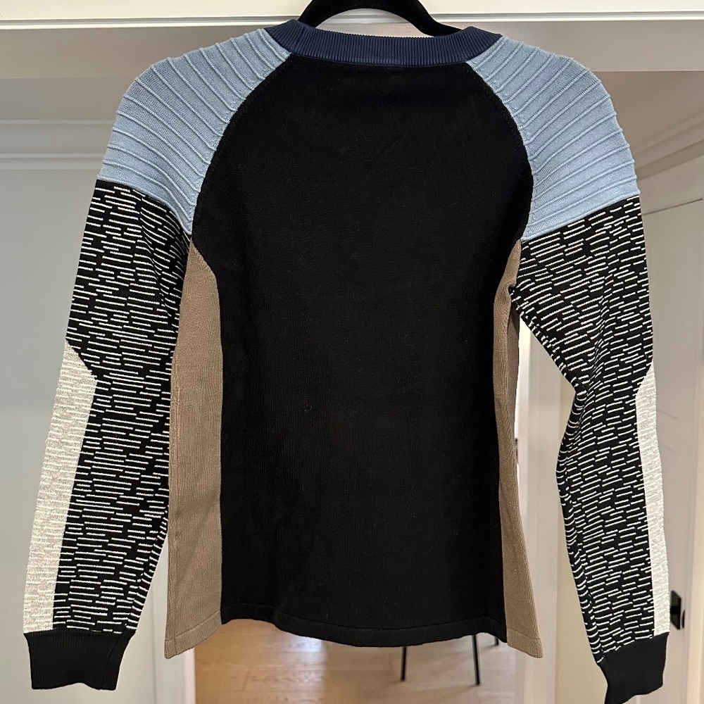 JONATHAN SIMKHAI Light and Dark Blue Apres-Ski Sweater - Size M - Picture 6 of 15